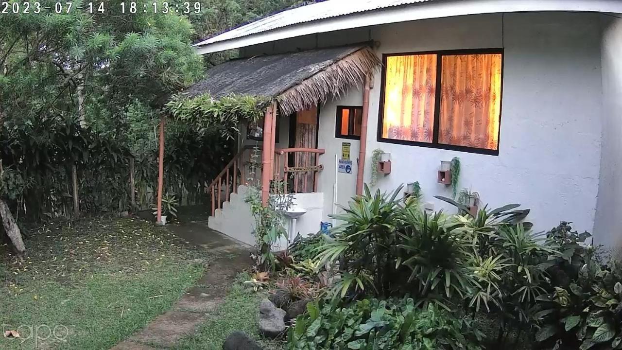 Sun House Rental Mambajao Exterior photo